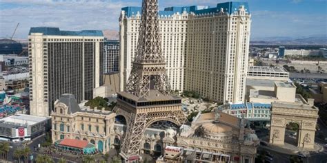 Caesars Entertainment Adds Pari.